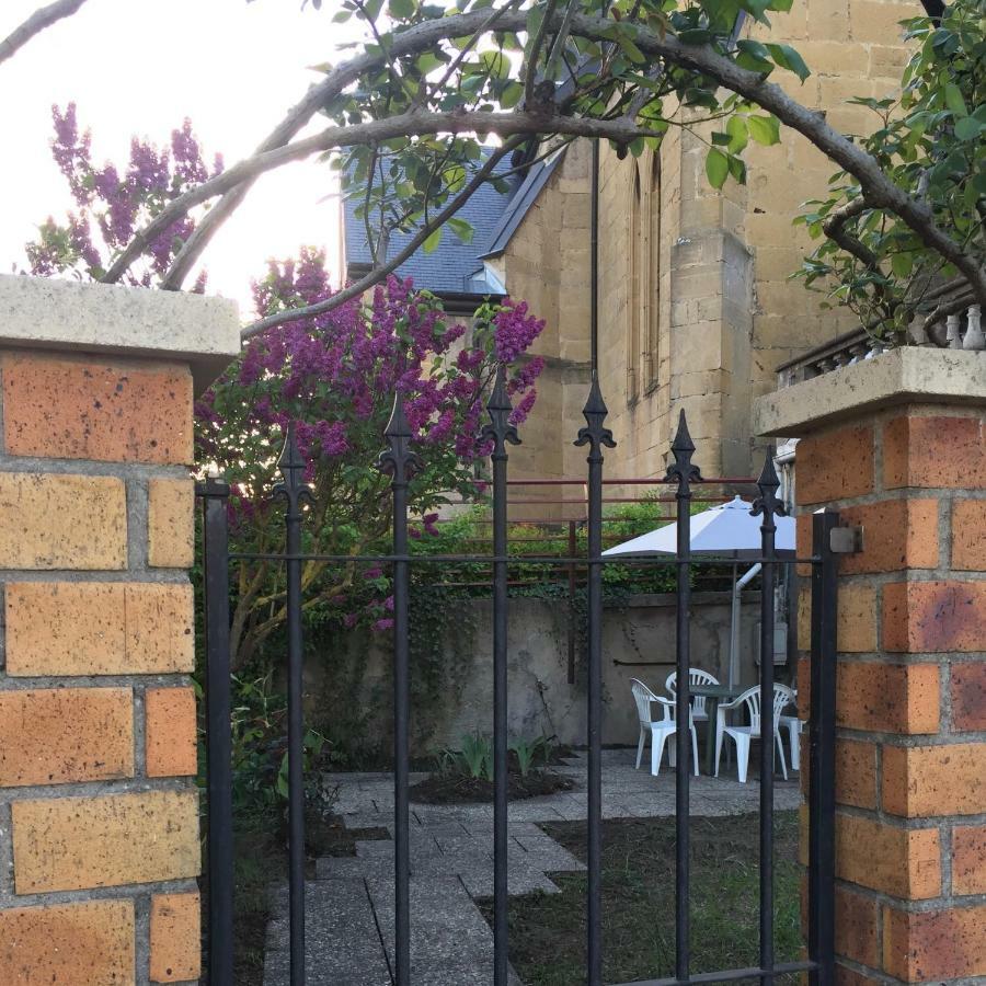 100m2, Jardin Prive, 3 A Apartment